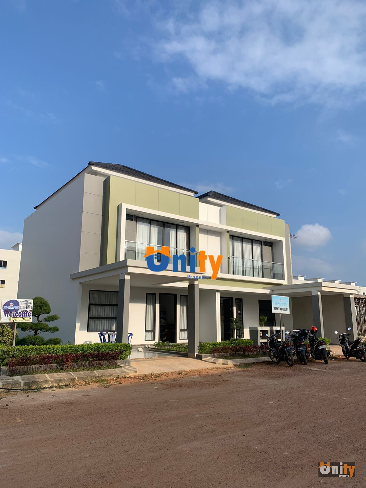 Rumah Take Over Cahaya Garden